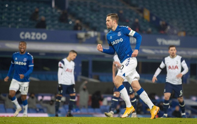 不断刷新着 不断刷新着